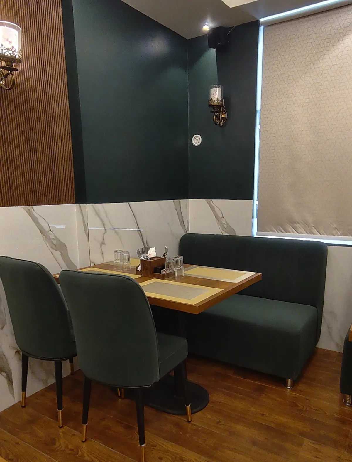 Gallery Item